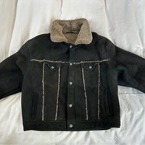 Black / fawn shearling bomber jacket
